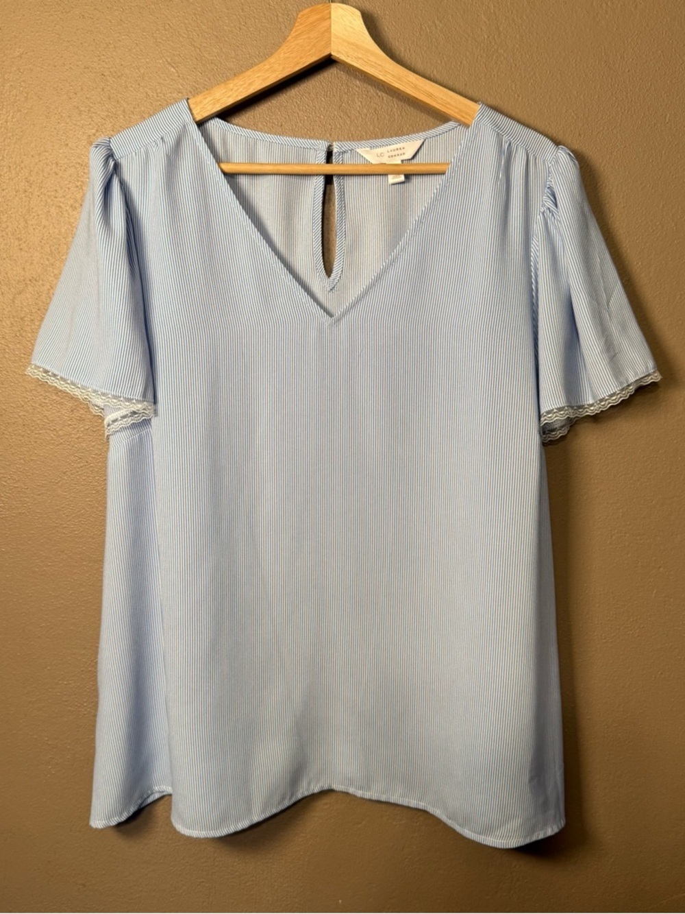 LC Lauren Conrad Blue & White Striped Blouse with Lace Detail Size XL Nautical